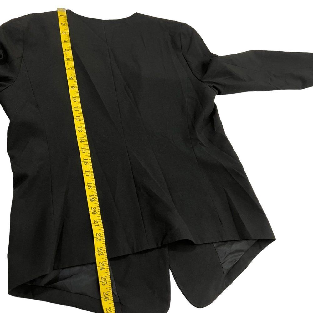 Michael Kors Long Front with Shorter Back Single Button Black Blazer Size 10 - Picture 15 of 15